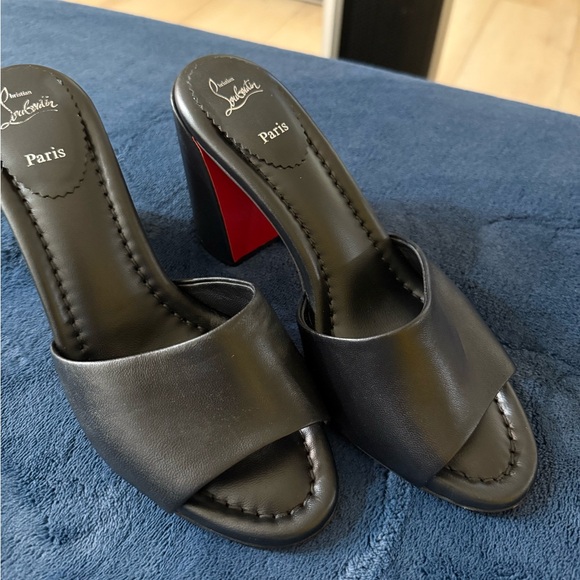 Christhian Louboutin Jane Slide Sandals Size 37 1/2 - Picture 5 of 6